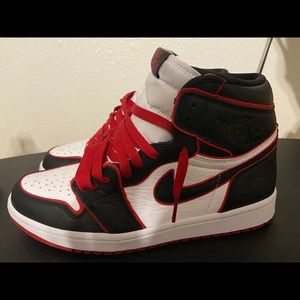 Jordan 1 Retro Bloodlines